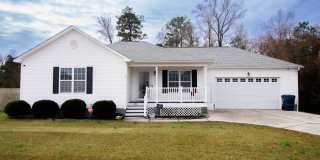 FIRST TWO WEEKS RENT FREE! 3 Bedroom 2 Bathroom - Pets Considered! Gallery 1