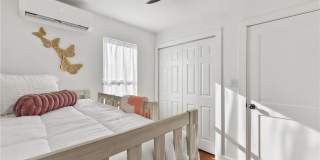 913 Estelle Ave Gallery 21