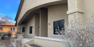 1046 North 4th Avenue Gallery 1