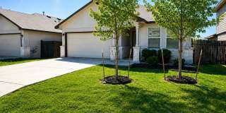 2523 Barbwire Way Gallery 1