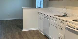 Recently Remodeled! Close to UNCW: 1 Bedroom, 1 Bath Condo Seahawk Square Gallery 7