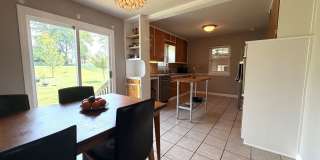 Hilltop Charm in Floyds Knobs – Spacious All-Brick Beauty with Room to Grow! Hilltop Charm in Floyds Knobs – Spacious All-Brick Beauty with Room to Grow! Gallery 10