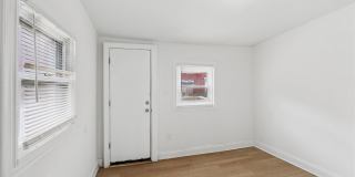 2054 West Glenwood Avenue Gallery 4