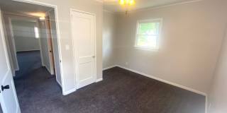 Beautiful 3 Bedroom, 1 Bath Home in Peoria! Gallery 8