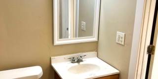 Cute Home, Close to Fort Riley Gallery 12