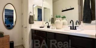 8216 S 42nd Ln Gallery 11