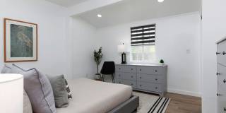 5609 Cervantes Ave Gallery 17