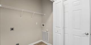 2048 Opal Street Gallery 17