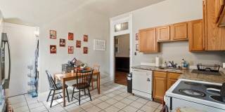 6 bed/2 bath on Rohs St., Mins. from UC for Only $600/pp ($3,600/mo)! $250 SIGN ON BONUS FOR LTO!!! Gallery 35