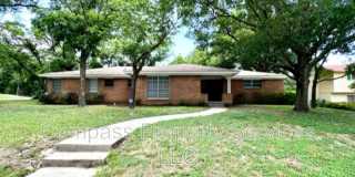 1400 Royal Oaks Dr. 1400 Royal Oaks Dr. Gallery 1