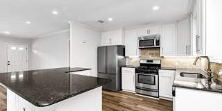 4 Bedroom House in Southdowns| Near St. Aloysius School Gallery 1
