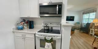 Available MAY - DEC 2026 Fully Furnished Turn Key 2 BR 2 BA inc Utilities Heart of Downtown Vero! 55+ Community Gallery 14