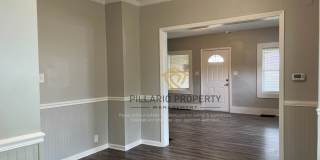 Updated 3 Bedroom, 1.5 Bathroom, Grace Tuxedo Beauty Available NOW! Gallery 7