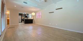 West El Paso 4bed/3.5bath Townhome Gallery 7