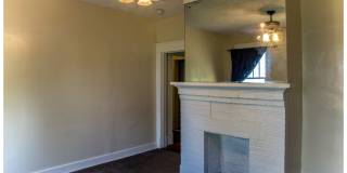 1115 State Street Gallery 29