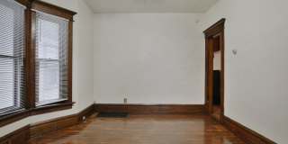 Large 5 Bedroom North Campus Townhouse - 1st house from High Street Gallery 13