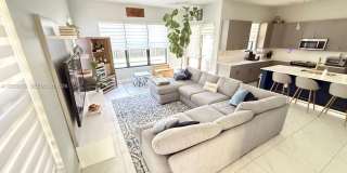 3258 W 99th Place, Hialeah, FL 33018 - 2028 Gallery 5