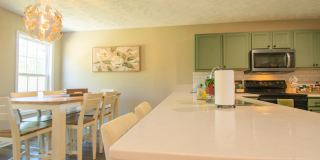 3 Bedroom 2.5 Bathroom with Large Fence Yard Gallery 8