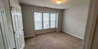 Room in 3 Bedroom Townhome at Dove Cottage Ln Gallery 24