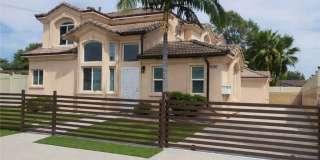 930 S Charlotte Ave Gallery 1