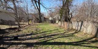 Charming 2-Bedroom Home with Secure Front Porch, Carport & Big Yard in Goodyear Heights Gallery 10