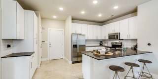 Berkshire Santal Gallery 29