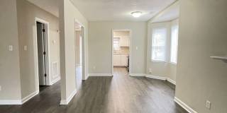 APPLICATION PENDING: 720-A Powell Drive ~Newly Renovated~ End Unit ~ Convenient to Powell Drive Park and NCSU! Gallery 6