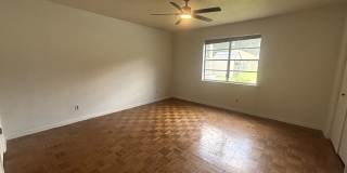 Spacious Home in Southern Hills Gallery 11