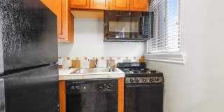 LaMont Apartments Gallery 3