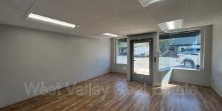 518 Center Street Gallery 1