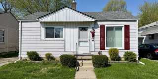 Meticulously Maintained 2 Bedroom Ranch with Large Backyard! Gallery 1