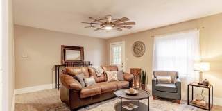 906 N Main Street Gallery 1