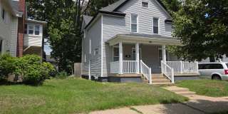 Three Bedroom Single Family home Gallery 1