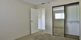 2820 N Arcadia Court Gallery 14