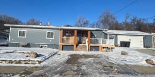 Beautiful 4 bedroom, 2 bathroom House Gallery 1