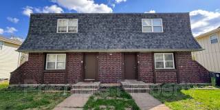 219 N Oak Dr Gallery 1