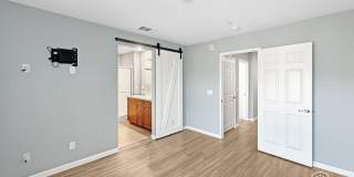 Spacious 2BD/3BA Condo in Chula Vista with Walk-In Closet, Community Pool & 2-Car Garage Gallery 6