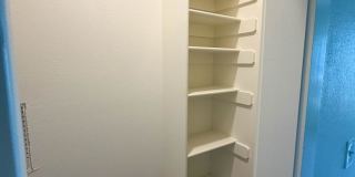 Clean like-new home for rent near the UofA Gallery 13