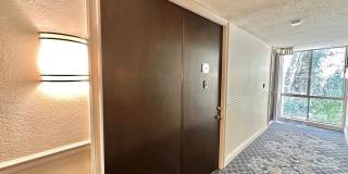 FOR RENT - Cozy Studio 432 SF 2nd Floor Condo, Resort-Style Community In Sought-After Fashion Valley Gallery 6
