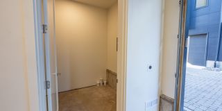 Riverside Townhomes - Waterfront Living in Vancouver Gallery 28