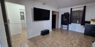 704 SW 2nd Ave Gallery 7