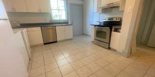 2 BED | 1 BATH | SECOND FLOOR BALCONY | E DUFFY & PRICE ST Gallery 7