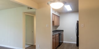 LakeRidge Square Gallery 22