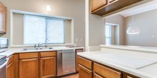4-BEDROOM IN BLOSSOM PARK Gallery 10