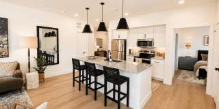 The Bluewood Gallery 9
