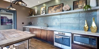 The Normandy Gallery 13