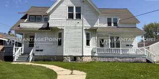820 1/2 North Irwin Avenue Gallery 1