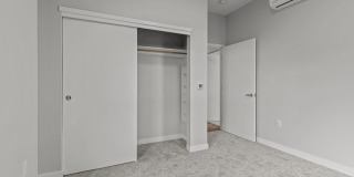 Gridline Gallery 27