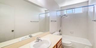 SD: Stunning 4BD/3BA Home in Vista with Panoramic Views, Private Balcony & Large Yard Gallery 23