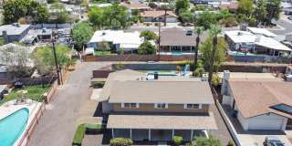 6 Bedrooms, 3 Bath,  Pool CLOSE TO ASU (Rural & Broadway) Gallery 62